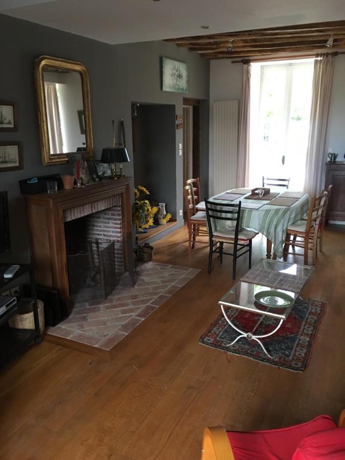 Velles  Le Sequoia B&B 외부 사진